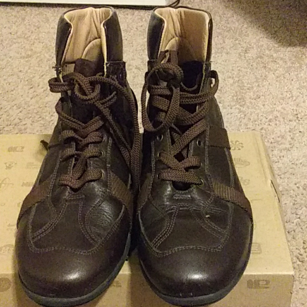 Italian boots